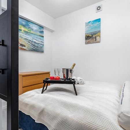 Morski Apartament Arciszewskiego By Noclegi Renters Колобжег Экстерьер фото